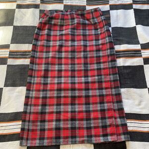 Vintage 90’s Crazy Horse Liz Claiborne Plaid Maxi Skirt. Size 14. Excellent!